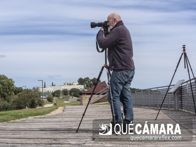 Trípode ligero de fibra de carbono SA254C4