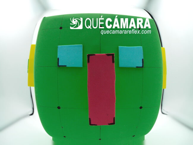 Deformación por proyección no rectilínea