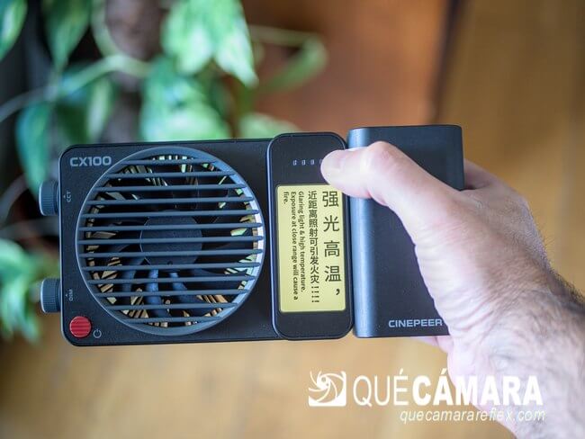 ZHIYUN CINEPEER CX100 - Iluminación para vídeo. Pruebas, análisis y opinión