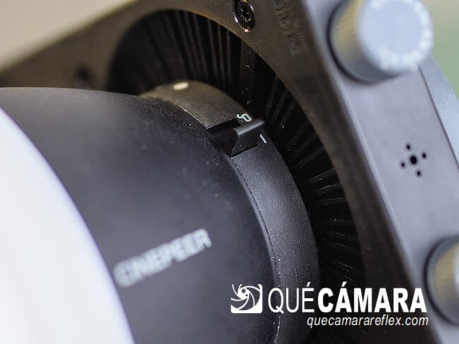 ZHIYUN Cinepeer CX100 pestaña de bloqueo