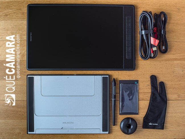 Huion Kamvas Pro 13 - Contenido de la caja