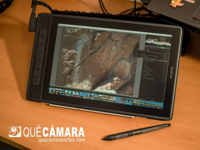 Huion Kamvas Pro 13 y lápiz PW517